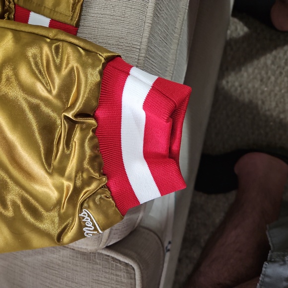 Mitchell and Ness Satin Gold San Francisco 49ers Heavyweight Jacket. XXL - Picture 16 of 16